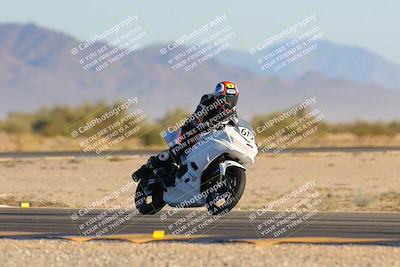 media/Dec-09-2023-SoCal Trackdays (Sat) [[76a8ac2686]]/Turn 15 Set 2 (245pm)/